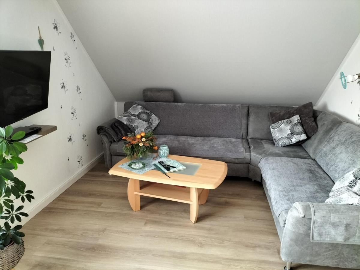 Ferienwohnung Brentano_ 65230 Moormerland Bagian luar foto